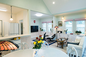 アンティークインテリアをバランスよく