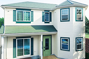 カバードポーチとコロニアルポスト